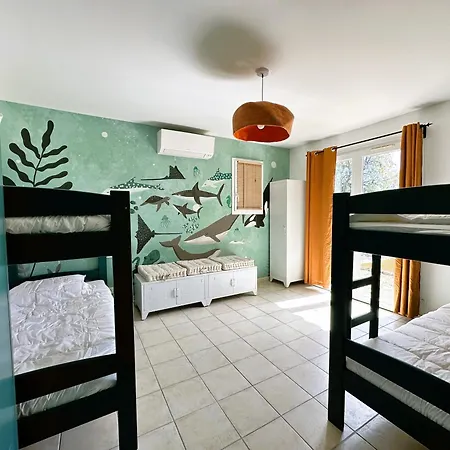 Marguerite Pour 10 Personnes Avec Climatisation Et Vue Avec Piscine Privee Et Chauffee A Вилла *