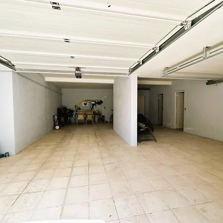 Marguerite Pour 10 Personnes Avec Climatisation Et Vue Avec Piscine Privee Et Chauffee A Villa La Londe-les-Maures